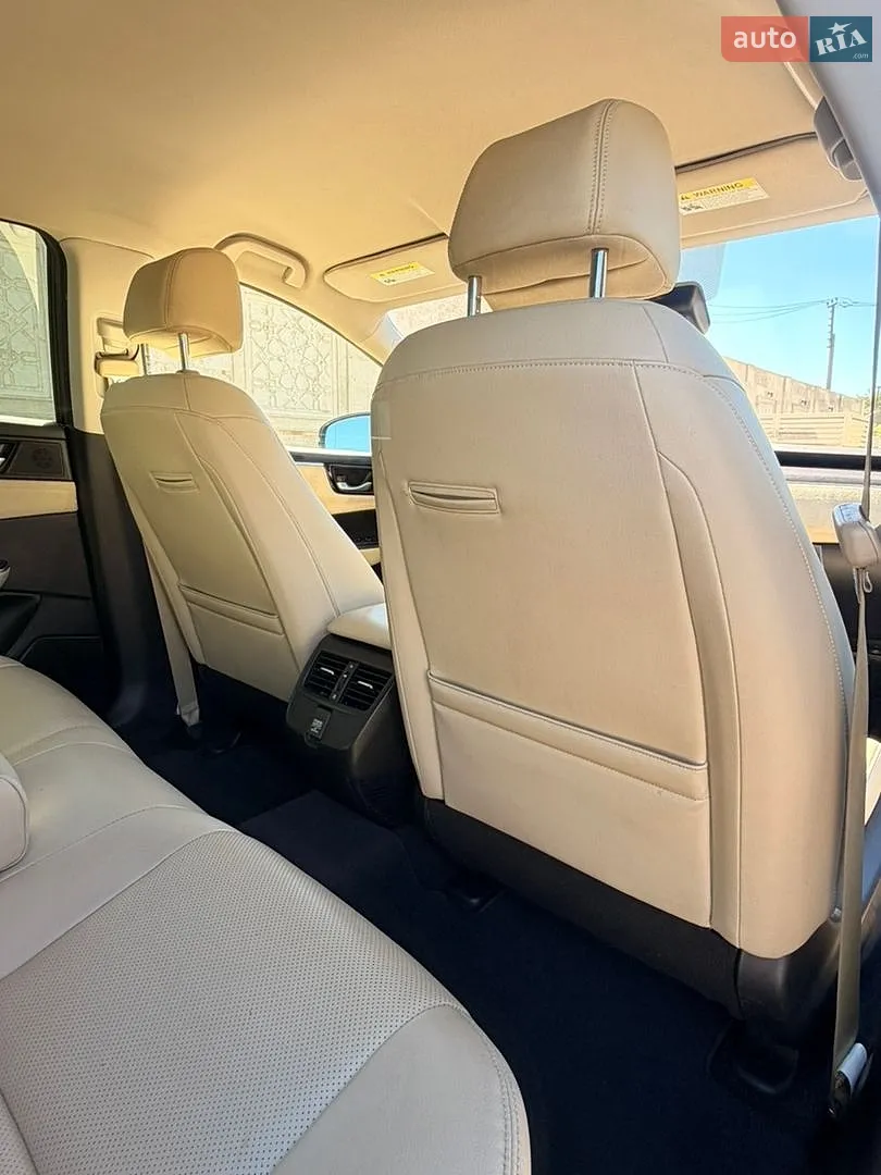 2018 Honda FCX Clarity - мініатюра 11