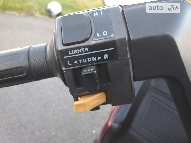 Максі-скутер Honda CN 250 1996 в Львові