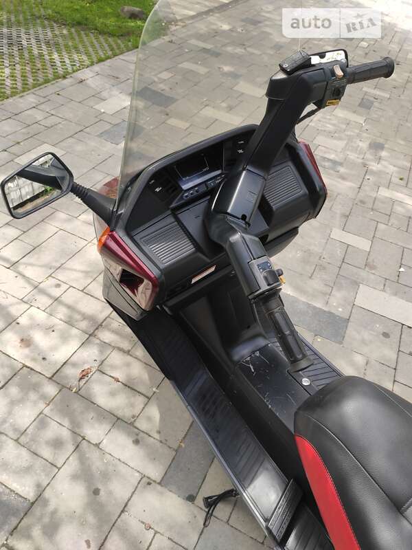 Максі-скутер Honda CN 250 1996 в Львові