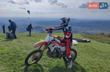 Мотоцикл Кросс Honda CR 250R 2003 в Соломоново