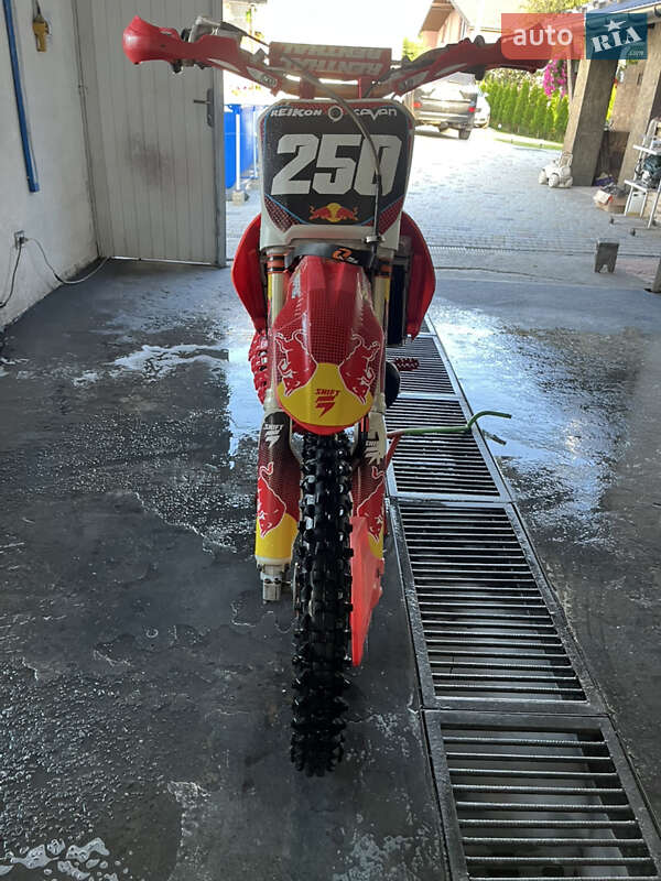 Мотоцикл Кросс Honda CR 250R 2001 в Яворове