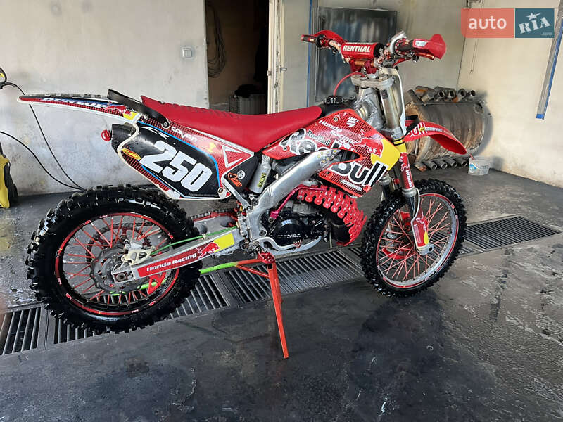 Мотоцикл Кросс Honda CR 250R 2001 в Яворове