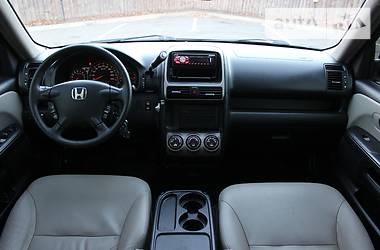 Седан Honda CR-V 2006 в Днепре