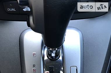 Позашляховик / Кросовер Honda CR-V 2011 в 