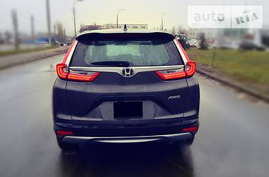 Внедорожник / Кроссовер Honda CR-V 2017 в Киеве