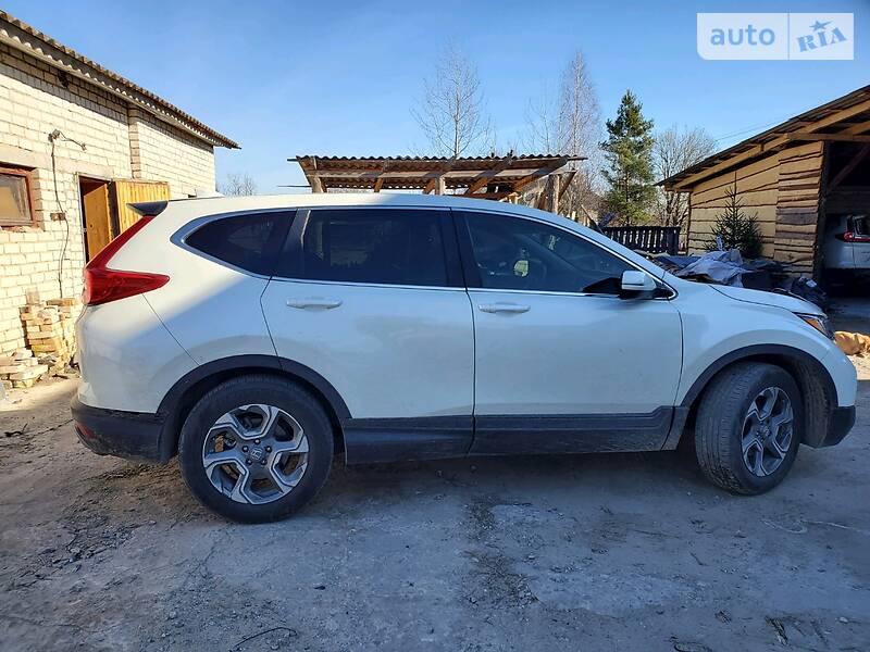 Позашляховик / Кросовер Honda CR-V 2017 в Баранівці