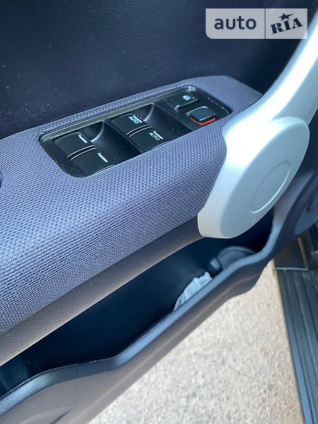 Позашляховик / Кросовер Honda CR-V 2007 в Черкасах фото 20 Позашляховик / Кросовер Honda CR-V 2007 в Черкасах