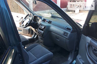 Позашляховик / Кросовер Honda CR-V 1998 в 