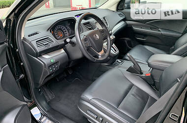 Внедорожник / Кроссовер Honda CR-V 2014 в Черновцах