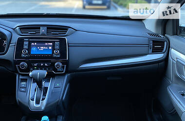 Позашляховик / Кросовер Honda CR-V 2019 в 