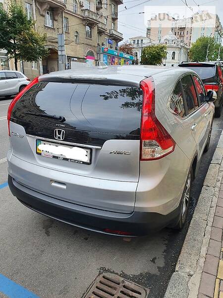 Позашляховик / Кросовер Honda CR-V 2013 в Києві