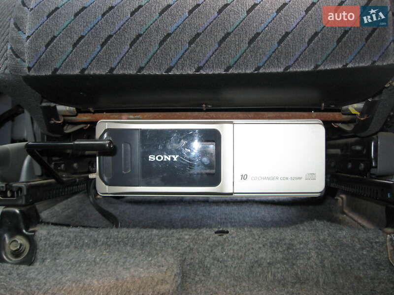 Позашляховик / Кросовер Honda CR-V 1999 в Краматорську