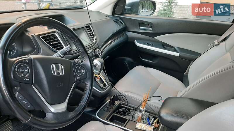 Внедорожник / Кроссовер Honda CR-V 2015 в Полтаве