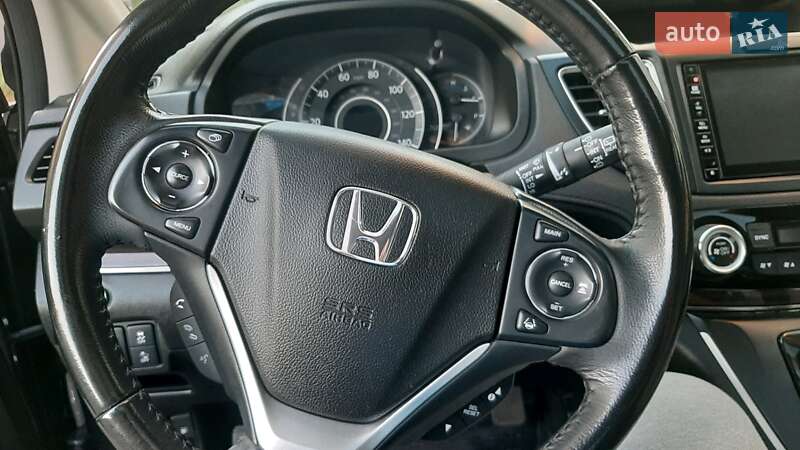 Внедорожник / Кроссовер Honda CR-V 2015 в Полтаве