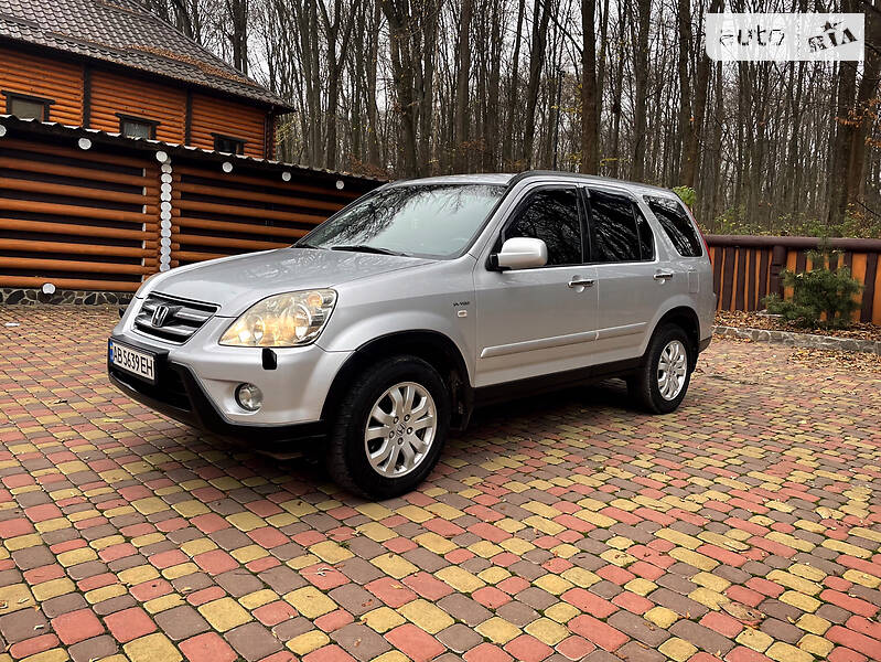 Внедорожник / Кроссовер Honda CR-V 2005 в Виннице