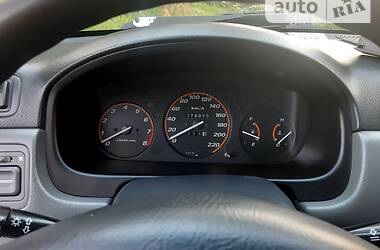 Внедорожник / Кроссовер Honda CR-V 2000 в Сумах