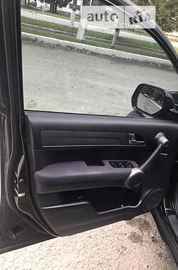 Позашляховик / Кросовер Honda CR-V 2010 в 