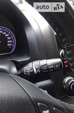 Позашляховик / Кросовер Honda CR-V 2010 в 