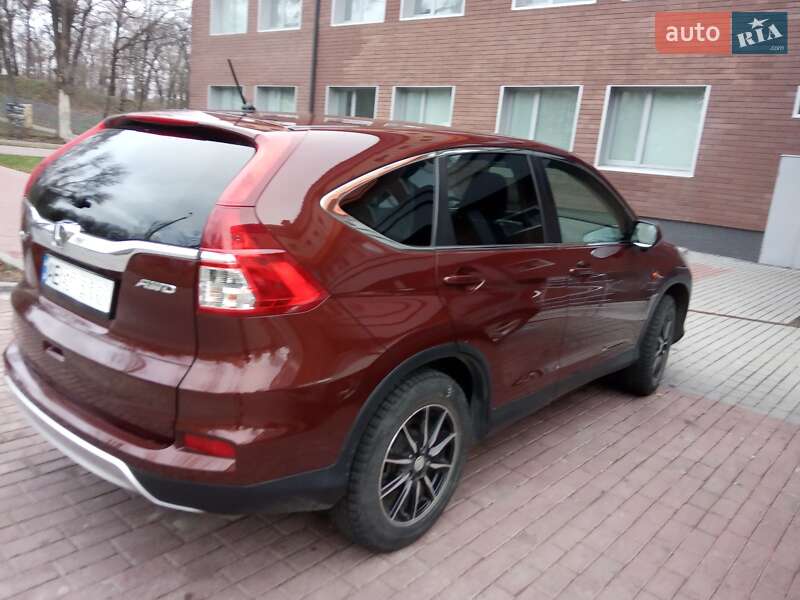 Позашляховик / Кросовер Honda CR-V 2016 в Дніпрі