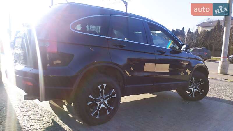 Внедорожник / Кроссовер Honda CR-V 2008 в Черновцах