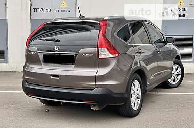 Позашляховик / Кросовер Honda CR-V 2014 в Києві