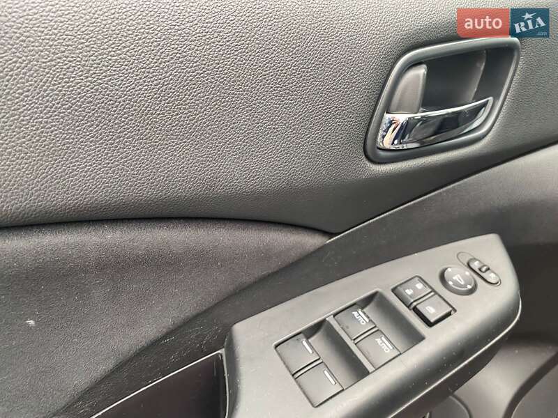 Позашляховик / Кросовер Honda CR-V 2013 в Ужгороді