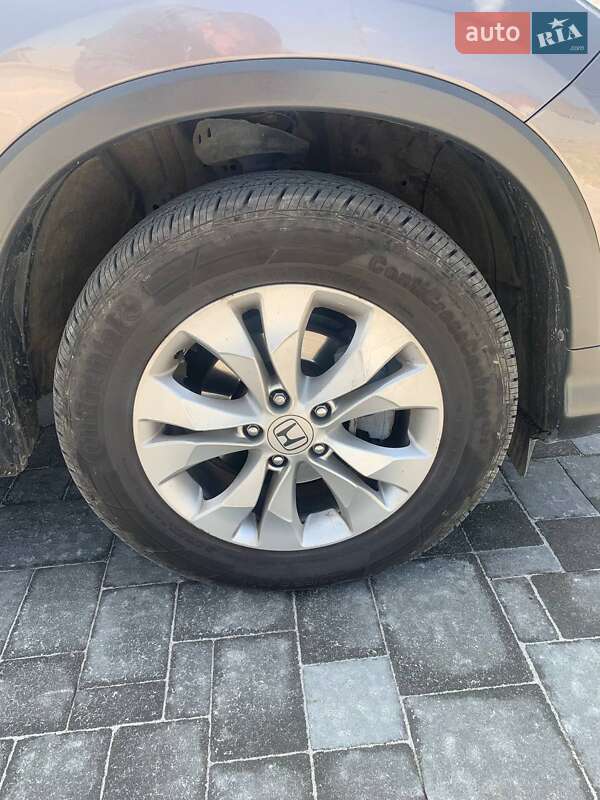 Внедорожник / Кроссовер Honda CR-V 2014 в Калуше