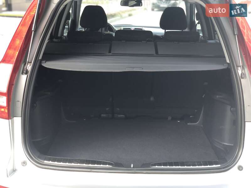 Внедорожник / Кроссовер Honda CR-V 2011 в Броварах