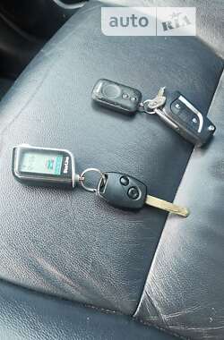 Внедорожник / Кроссовер Honda CR-V 2008 в 