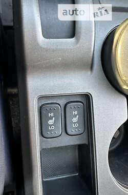 Внедорожник / Кроссовер Honda CR-V 2010 в 