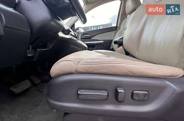 Внедорожник / Кроссовер Honda CR-V 2016 в 