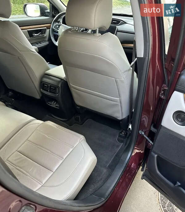 Внедорожник / Кроссовер Honda CR-V 2019 в Черновцах