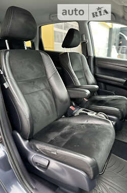 Позашляховик / Кросовер Honda CR-V 2010 в 