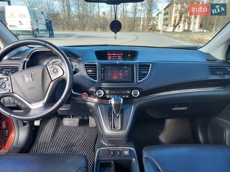 Внедорожник / Кроссовер Honda CR-V 2016 в Ивано-Франковске