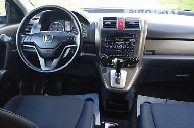 Позашляховик / Кросовер Honda CR-V 2011 в Чернівцях