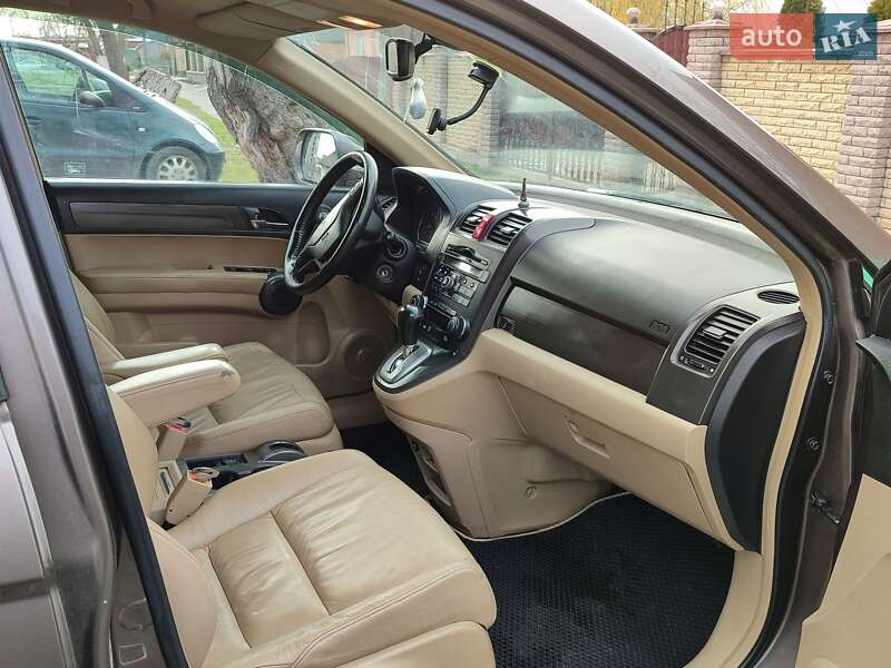 Позашляховик / Кросовер Honda CR-V 2010 в Гнівані