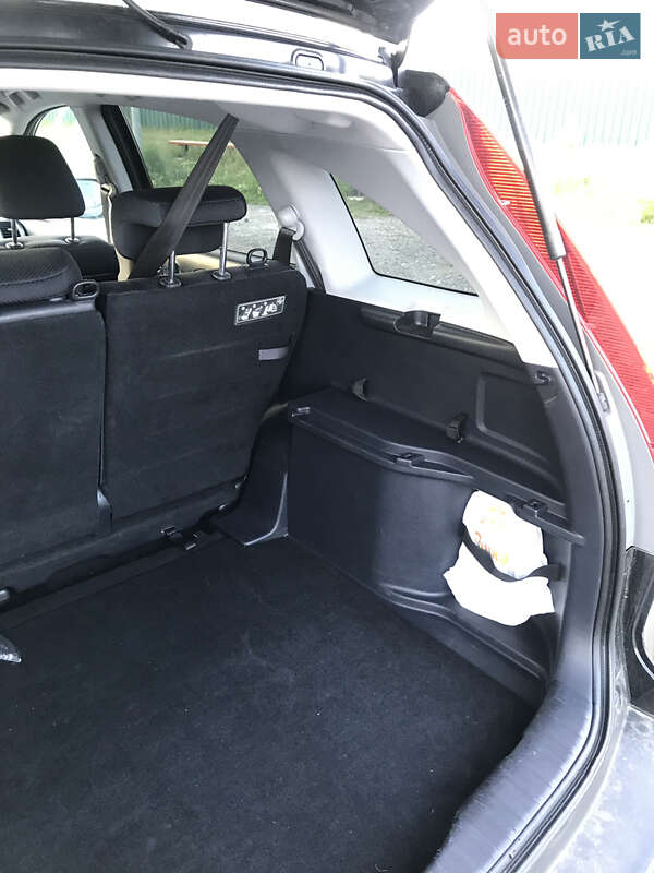 Внедорожник / Кроссовер Honda CR-V 2008 в Сколе