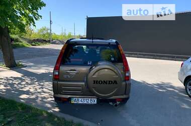 Внедорожник / Кроссовер Honda CR-V 2004 в Виннице