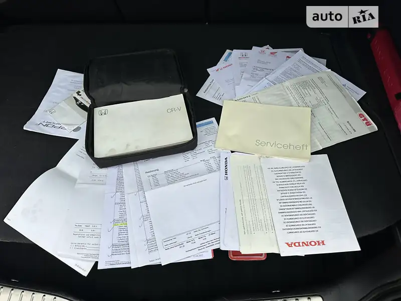 Внедорожник / Кроссовер Honda CR-V 2011 в Черновцах документ