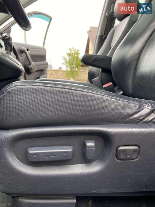 Внедорожник / Кроссовер Honda CR-V 2009 в Тернополе