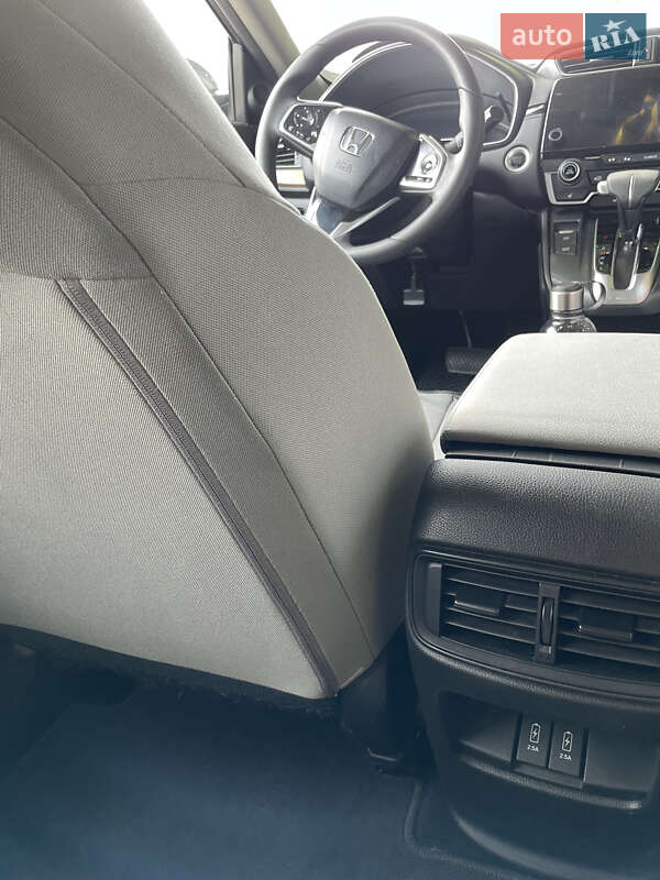 Позашляховик / Кросовер Honda CR-V 2017 в Львові фото 6 Позашляховик / Кросовер Honda CR-V 2017 в Львові