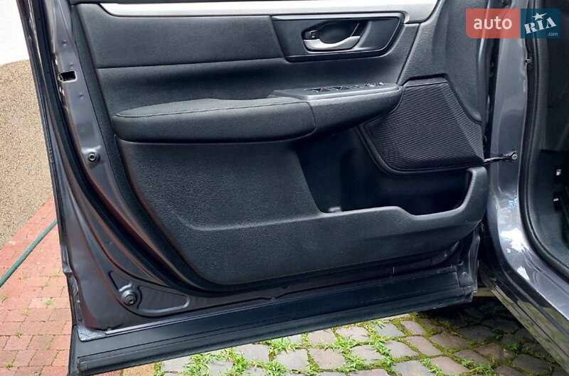 Внедорожник / Кроссовер Honda CR-V 2019 в Ужгороде