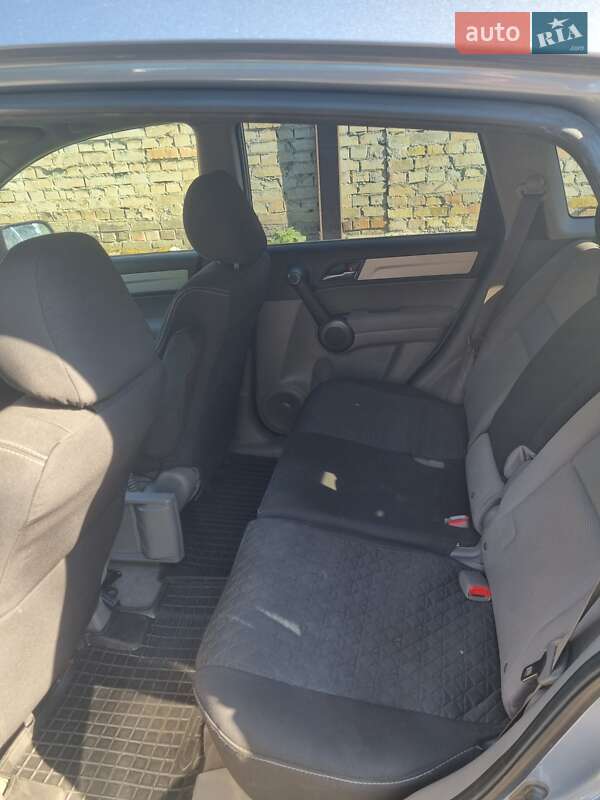 Позашляховик / Кросовер Honda CR-V 2011 в Києві
