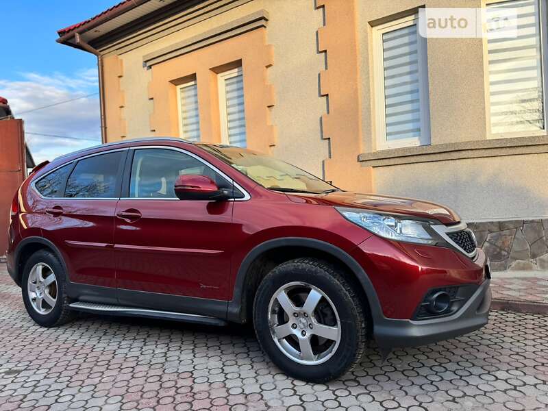 Внедорожник / Кроссовер Honda CR-V 2012 в Черновцах