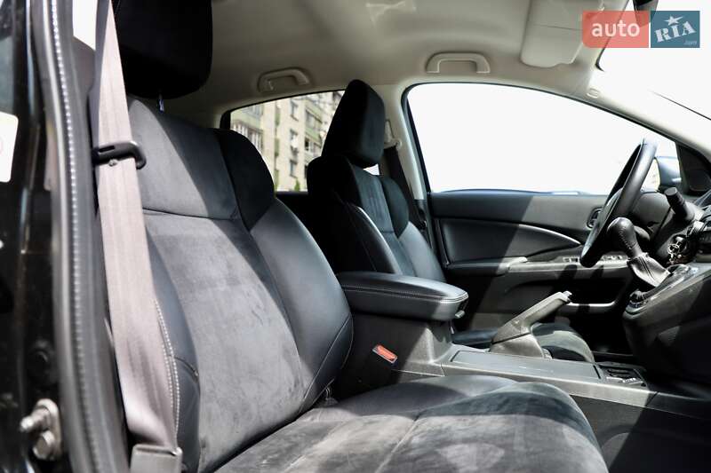 Внедорожник / Кроссовер Honda CR-V 2014 в Дрогобыче