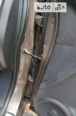 Внедорожник / Кроссовер Honda CR-V 2012 в 