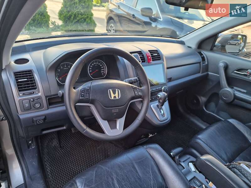Внедорожник / Кроссовер Honda CR-V 2008 в Черновцах
