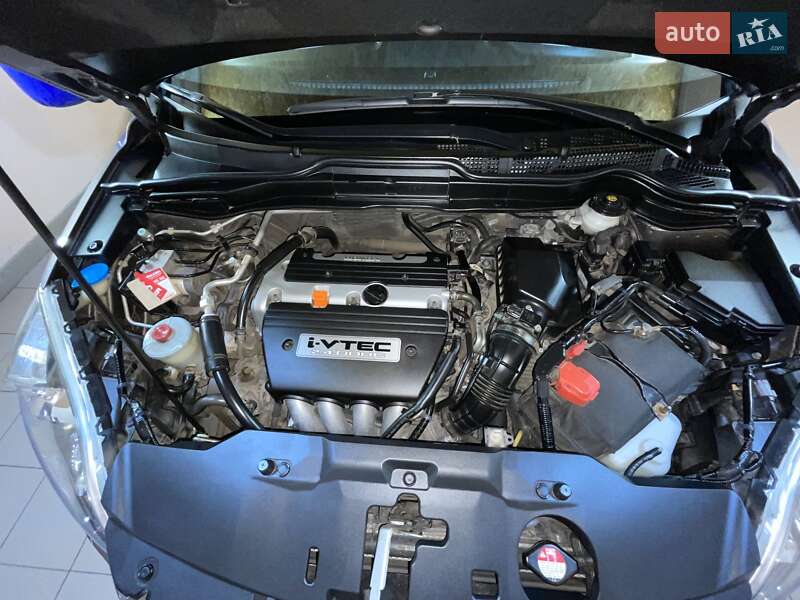 Внедорожник / Кроссовер Honda CR-V 2010 в Ичне