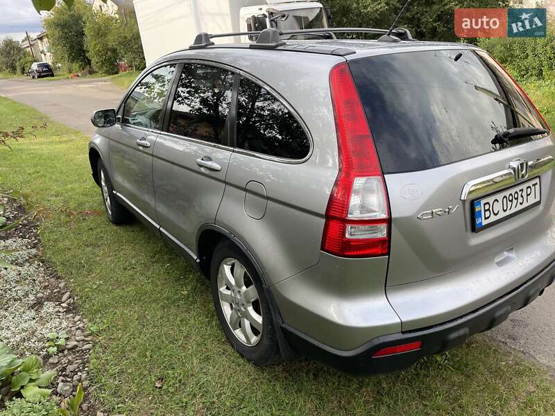 Внедорожник / Кроссовер Honda CR-V 2008 в Стрые