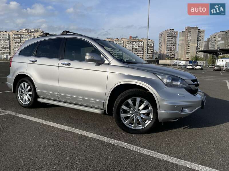 Внедорожник / Кроссовер Honda CR-V 2011 в Киеве